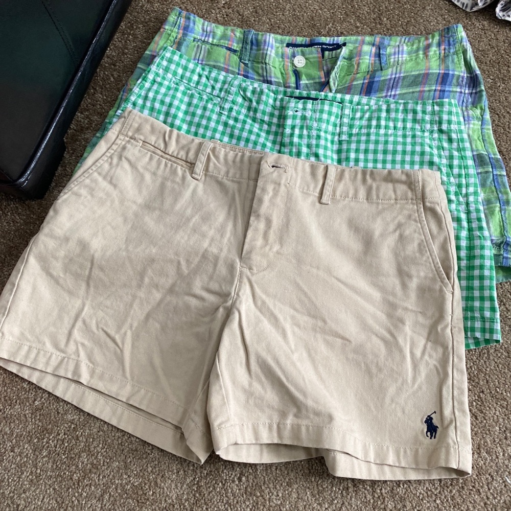 Shorts - Picture 2 of 3